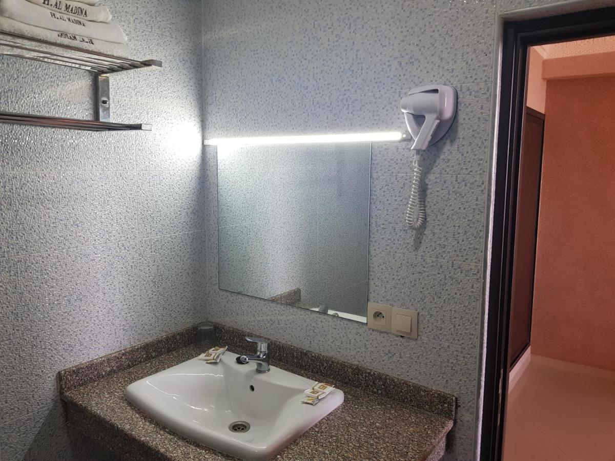 Hotel Al Madina Safi Buitenkant foto